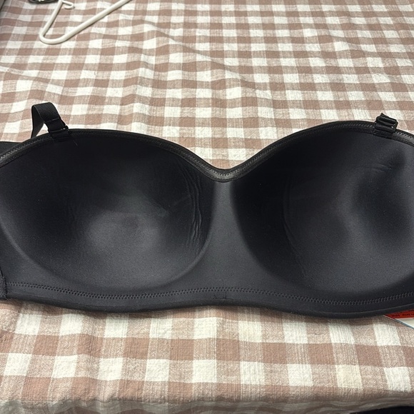 BNWT WACOAL Staying Power Wire Free Strapless Bra
SIZE: 34DDD - Picture 6 of 6